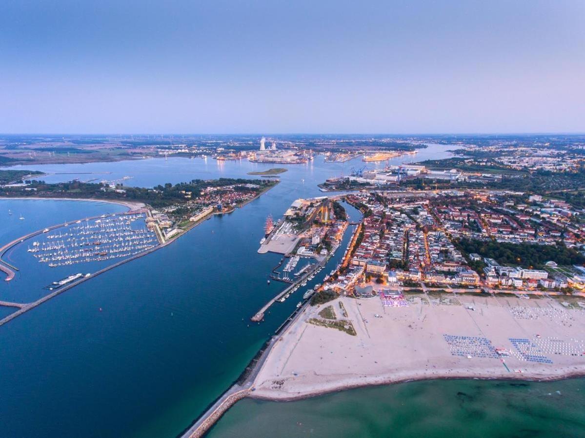 Schiller, Wenige Schritte Zum Strand Rostock Buitenkant foto